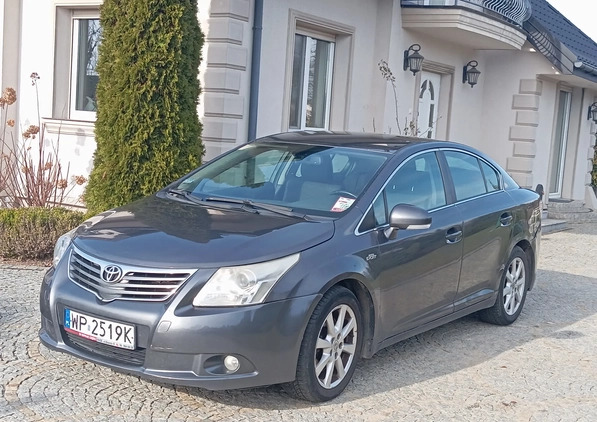 Toyota Avensis cena 9950 przebieg: 360000, rok produkcji 2009 z Brwinów małe 29